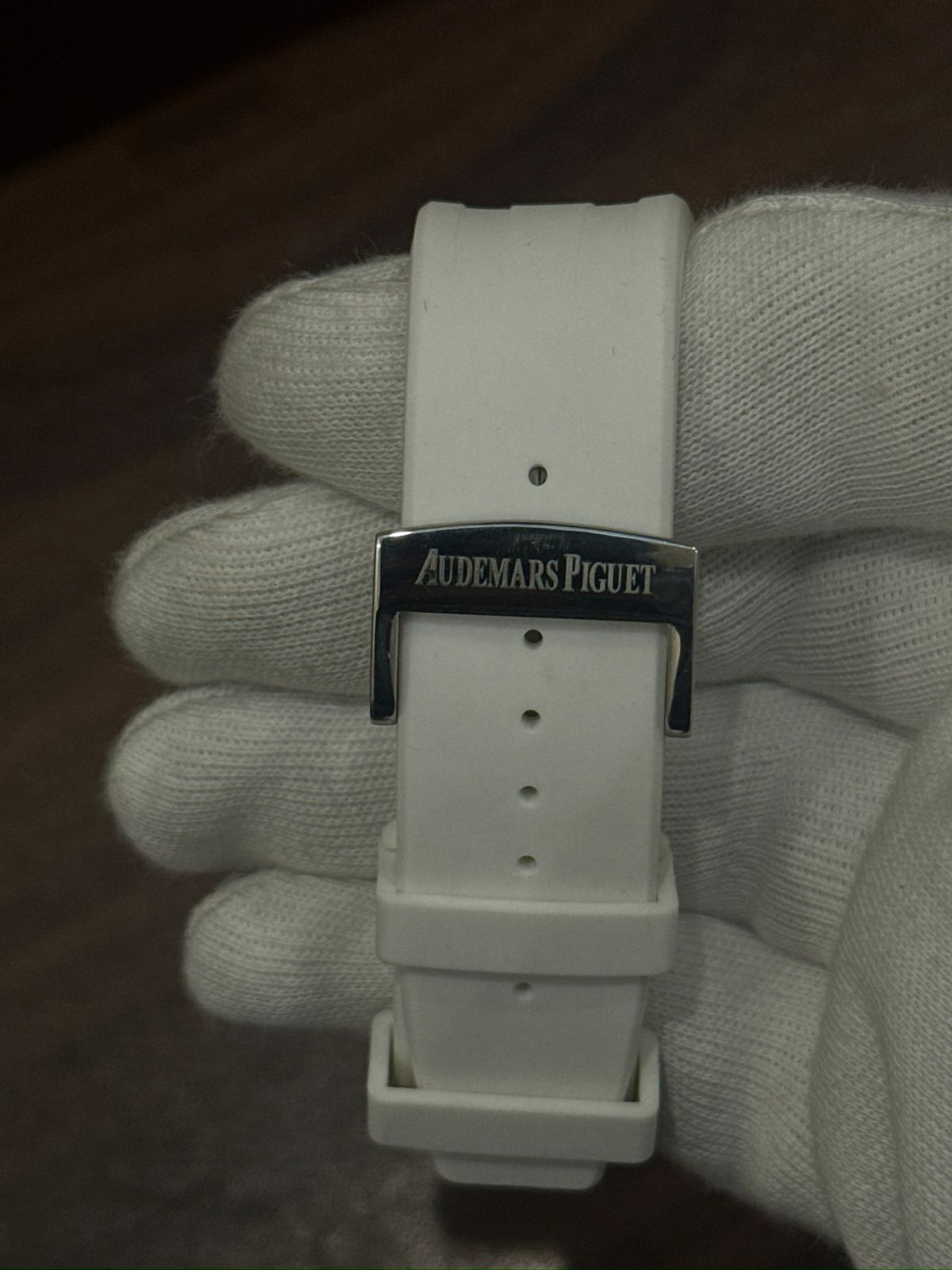 AP White Dial Rubber Strap Master Copy With Premium Box